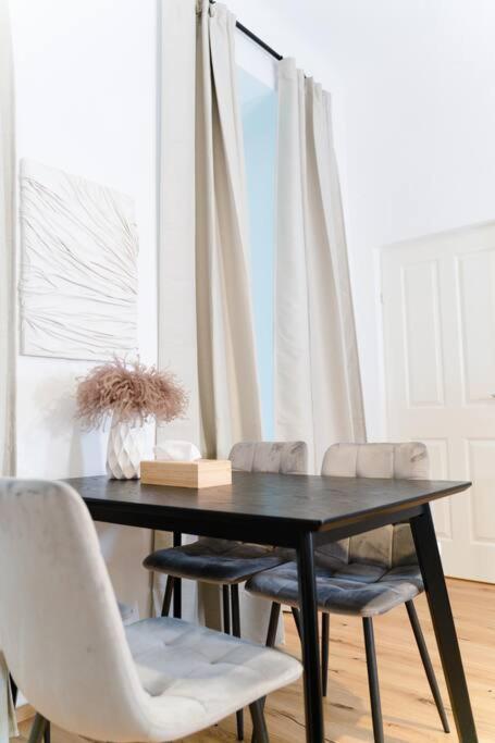 비엔나 Zentrale & Ruhige 2 Zimmer - 42M² 아파트 외부 사진